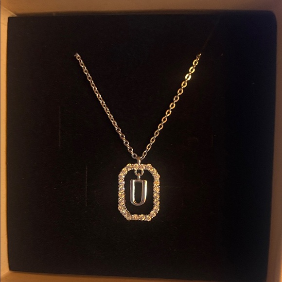 Jewelry - Elegant “U” Necklace with Crystal Accents